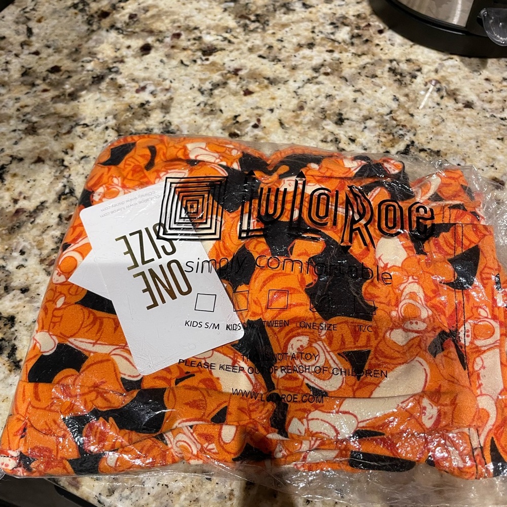 LulaRoe | Disney One size leggings - new
